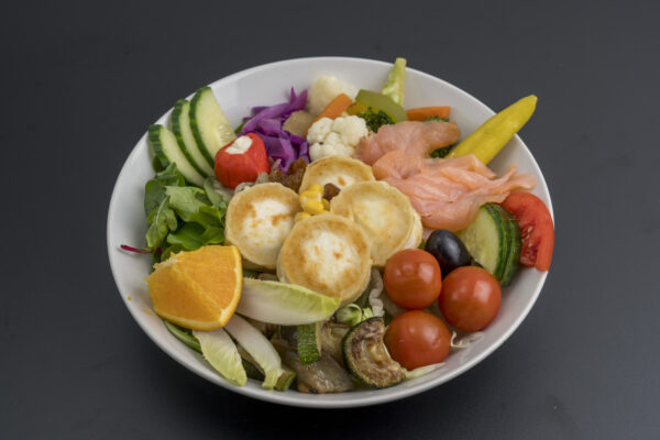 🥗 Salade Anecdote au Saumon & Chèvre